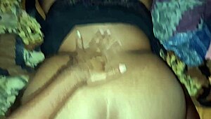 Comendo a buceta da funcionária evangélica da pousada na Bahia 😏