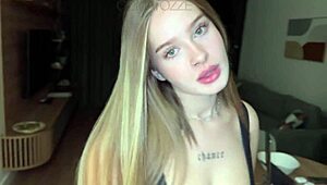 I met porn star Comatozze on the street, any chance I'll get lucky!