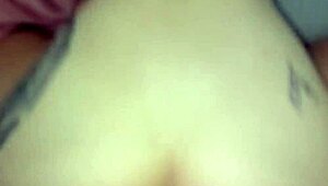 Amateur gives sloppy blowjob