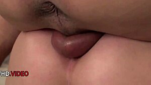 玛雅·卡托热情口交后激烈硬核性爱和内射