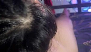 i play with mature pussy, loves licking cum