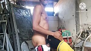 o dia que eu dominei o carteiro com anal ao ar livre 😈