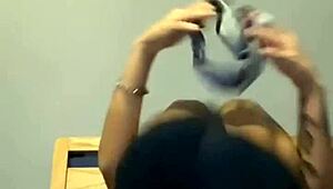 horny goth teen masturbating solo, loving her big ass.