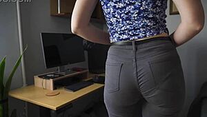 Amateur Milf Teases Big Ass In Tight Jeans And Panties