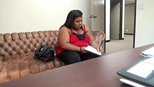 Peaches casting: fat bbw blows cock in pain.