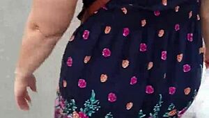 i follow and lift skirt of chubby milf on street