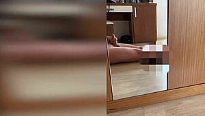 Blonde Wife Lisssa Mutual Masturbates To Cumshot!