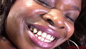 ebony babe nyeema puts that big booty to work?