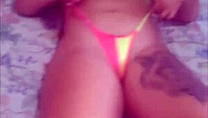 i flashed my pussy to a guy in the market, then he came and fucked me hard at home