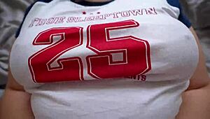 Convinced My Step Sister To Fuck Without Shorts!