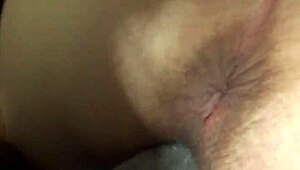 Meeting an older woman on Tinder for a casual chat