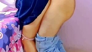 说服墨西哥制服辣妹操完再中出真宅男