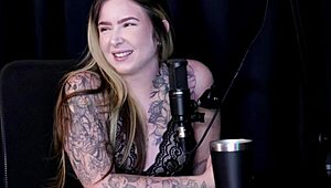 Melhores momentos da alice vasconcelos no papo prive com raphaela savanah - parte 2 watch on sheer red!