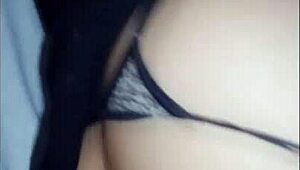 I, a young virgin, want to have sex for the first time during quarantine... but I'm nervous