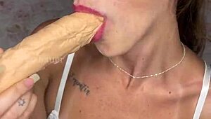 i suck and fist her little pussy till she cums