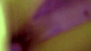 台湾美女李姿晏男友硬核性爱：指奸口交骑乘后入高潮