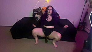 the thick goth pawg pounds her bbc dildo