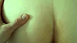 Amateur college girl shows off her tight ass in doggy