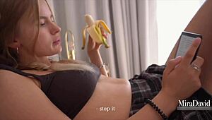 大学生18+少女看书分心紧逼狂干，哦耶，操我紧逼！😏