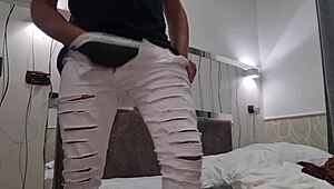 arriva con una forte sborrata in t-shirt sexy e perverso - cazzo enorme sborra