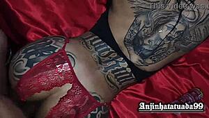Casal Morena Tatuada Deliciosa Uma Foda Inesquecível Com Meu Parceiro