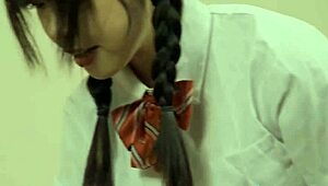 性感中国少女18+Yuli喜欢疯狂操 😈