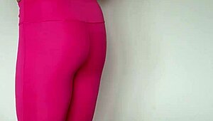 misr4 shares her latest pink leggings update