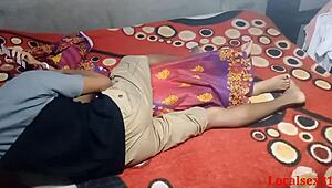 Bang that red saree indian wife hard in doggystyle!