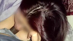 Viendo Películas Con Mi Vecino Mientras Le Chupo La Rica Verga