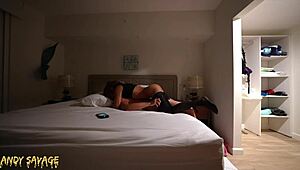 Costa Rican realtor sucks and fucks to sell a condo