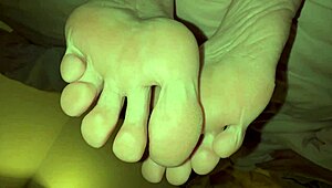 My 18 Years Old Stepdauter Opened Webcam Studio In Her Room And Teach Her Friends How To Anal Winking