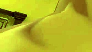 licking that juicy pussy so good