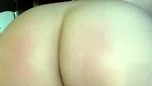 Intense Ass Bouncing by Curvy Chubby Amateurs