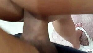 Amateur Couple Engages In Sloppy Blowjob And Doggystyle Creampie In Bathroom