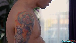 Teen Scho Lgirl Mia Kay Gives Chad Alva A Sloppy Blowjob