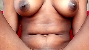 African woman with best big ass in porn.