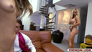 Remy LaCroix和Nikki Benz跟老男人玩3P