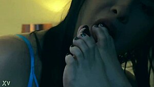 It's Kind of Cute to Watch Your Feet Obsession