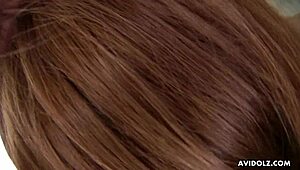 日本美女 Akiho Nishimura 与情人无码做爱