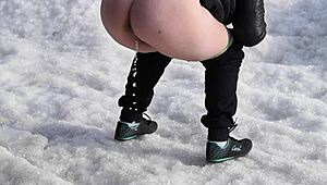 Milf pisses in the sea with hairy pussy outdoors amateur compilation