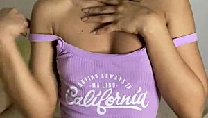 Horny little 18+ stepsister plays with big black dildo in solo masturbation session?