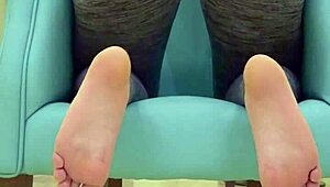 Teen babe teases her sugar daddy during workout photoshoot