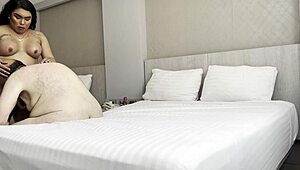 Latina with big ass and large boobs FUCK big fat guy!