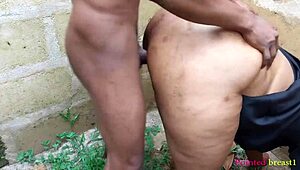 Banging Big White Ass Girl Outdoors In Uncompleted Building