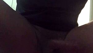 She says, 'Watch me masturbate to a huge cumshot'