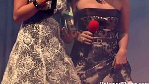 金发性感炸弹舞台妖娆热舞