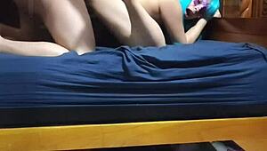 hermosa otaku lets me fuck her after convention