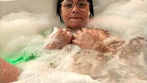 Invite Friend's Mom to Jacuzzi for Dirty Fuck