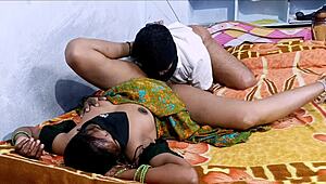 Indian couple shares homemade handjob and blowjob in village