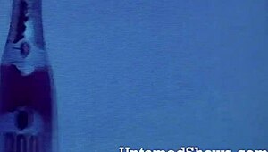 金发性感炸弹舞台妖娆热舞